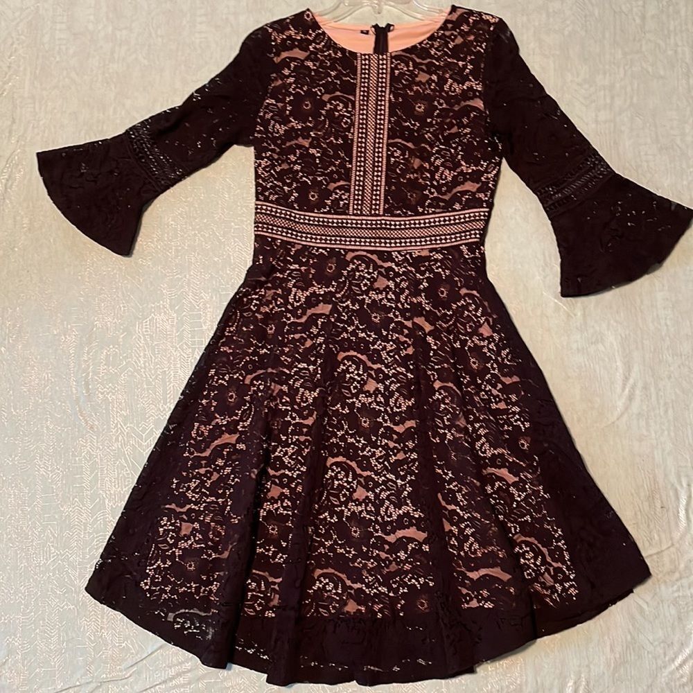 Black lace dress Vintage-style Full Lace Contrast Bell-Sleeve black over blush M